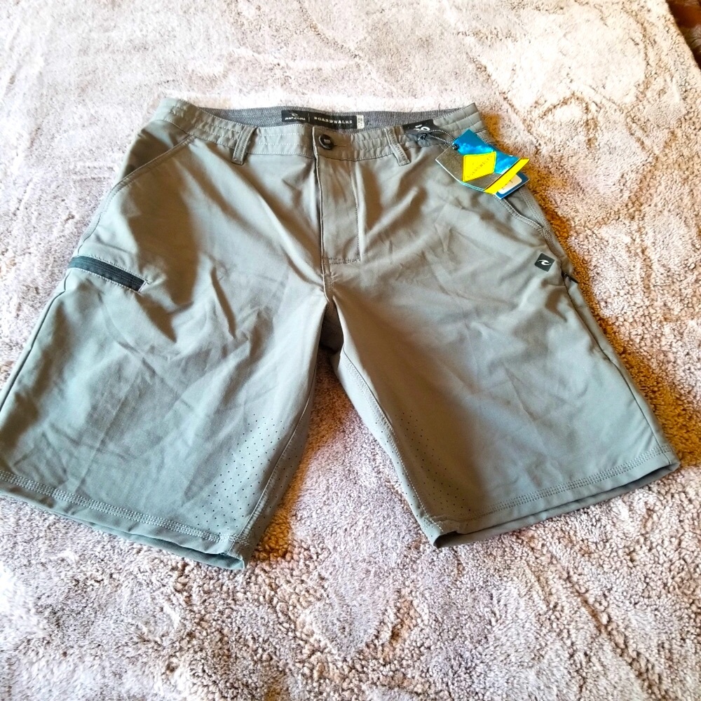 RIP CURLl Shorts size 30 NWT
